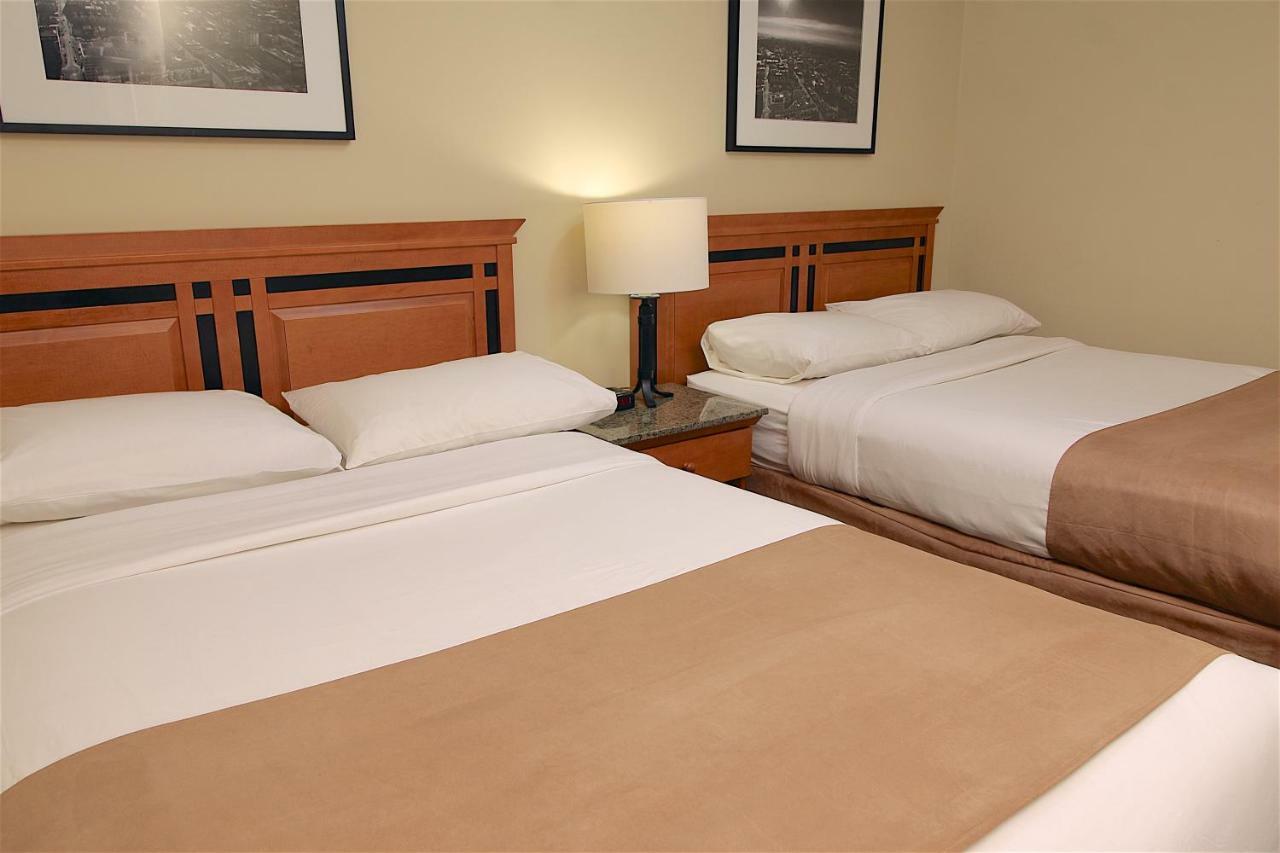 Medicine Hat Inn & Suites Zewnętrze zdjęcie